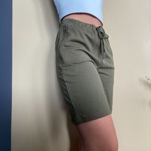 NWOT Men’s Eddie Bauer Green Lounge Shorts